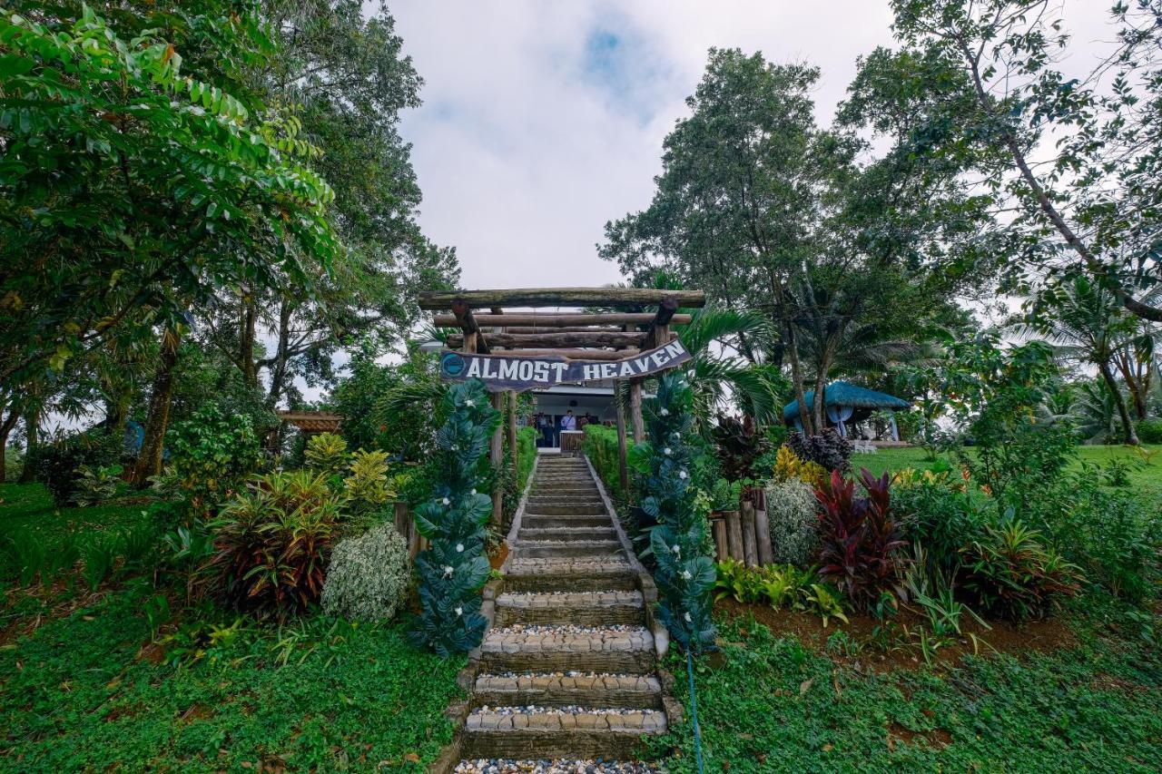 Almost Heaven Lake Resort By Cocotel Cavinti Esterno foto