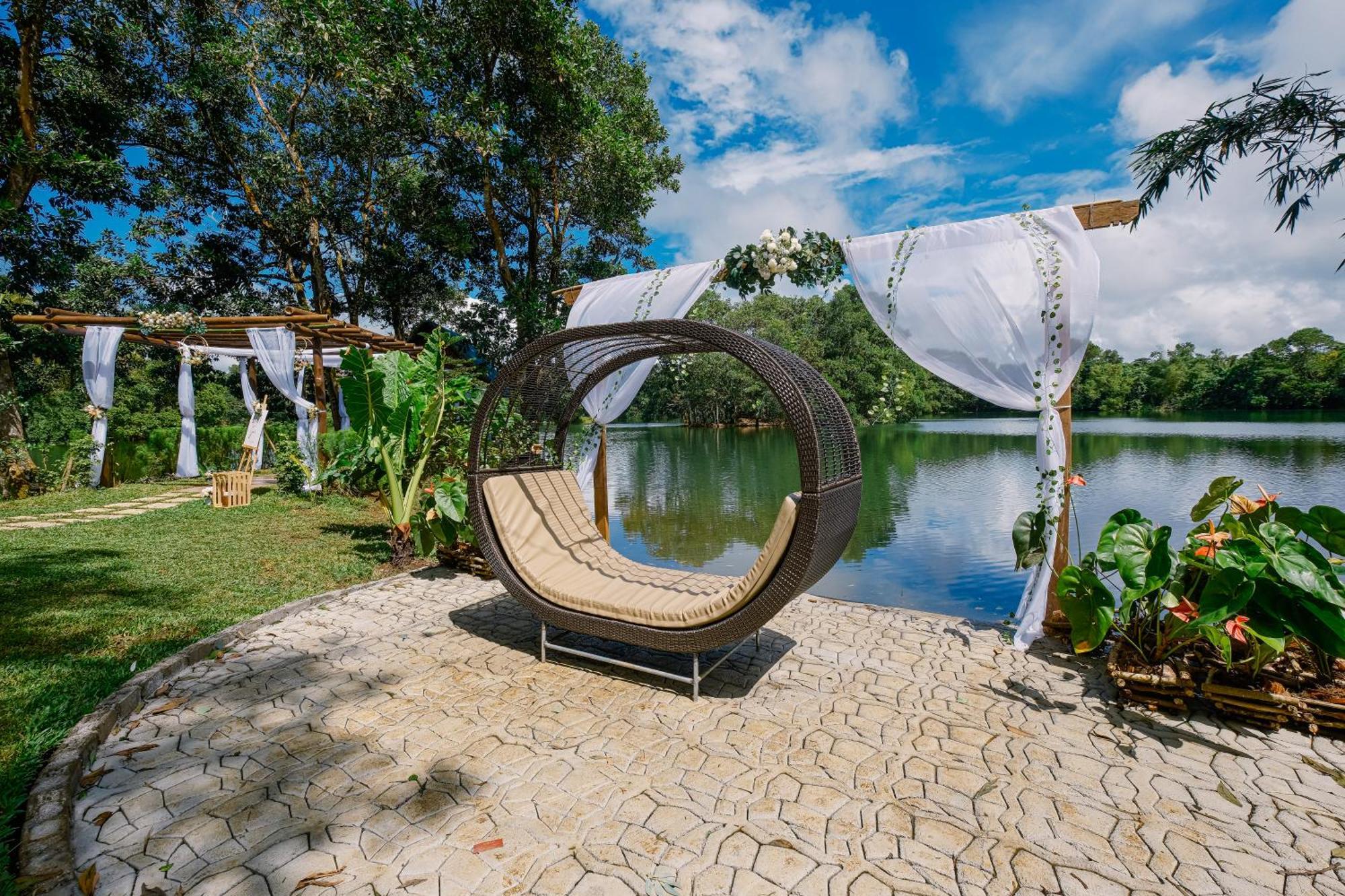 Almost Heaven Lake Resort By Cocotel Cavinti Esterno foto