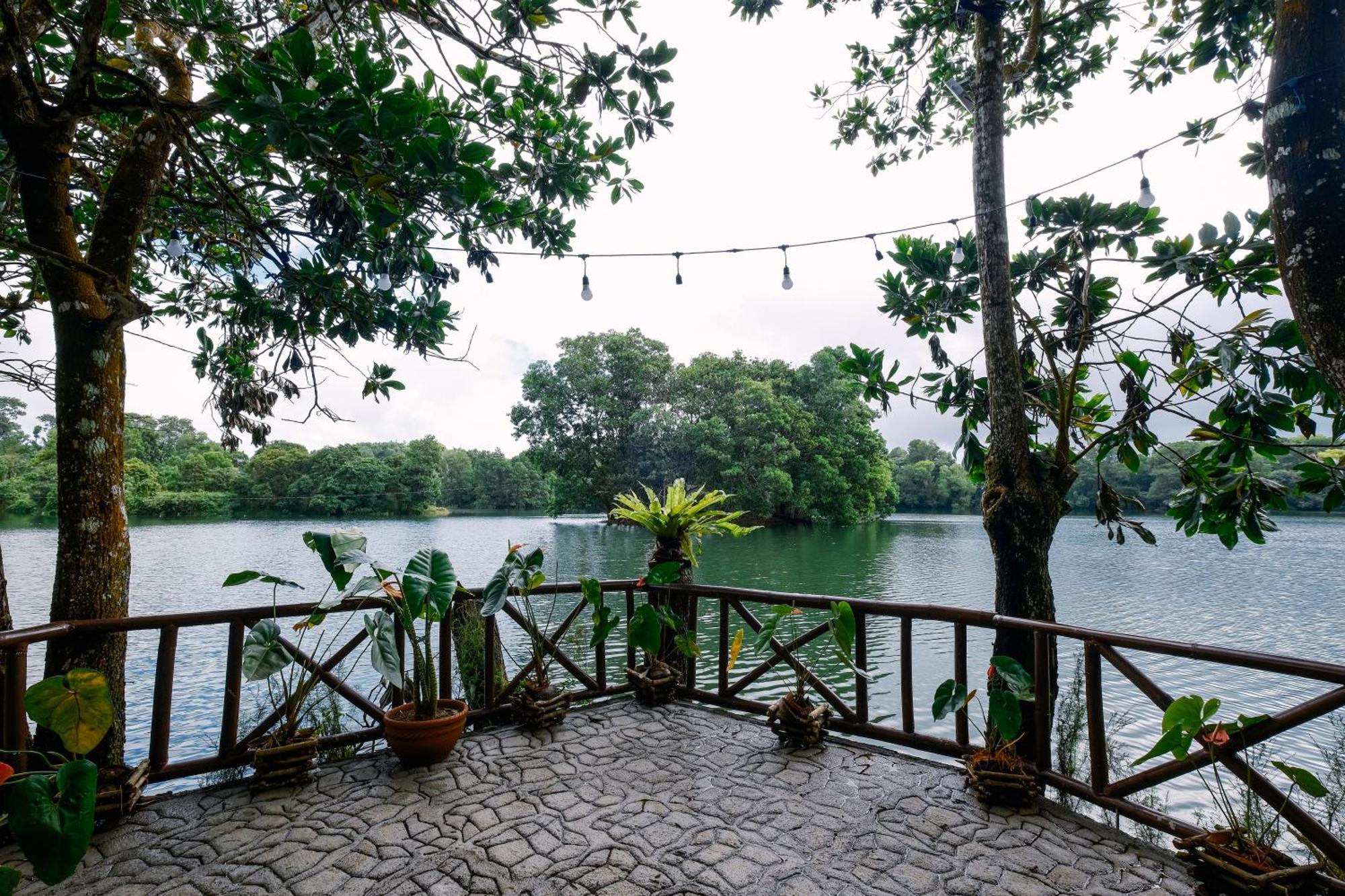 Almost Heaven Lake Resort By Cocotel Cavinti Esterno foto