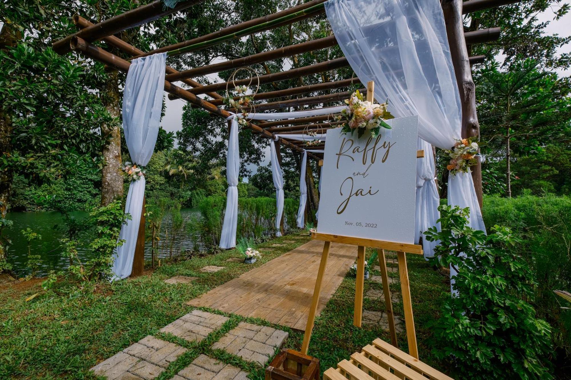 Almost Heaven Lake Resort By Cocotel Cavinti Esterno foto