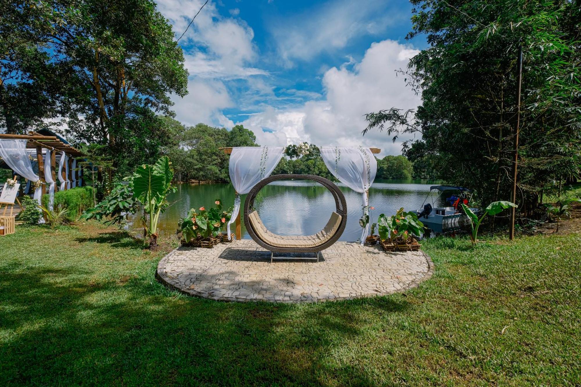 Almost Heaven Lake Resort By Cocotel Cavinti Esterno foto