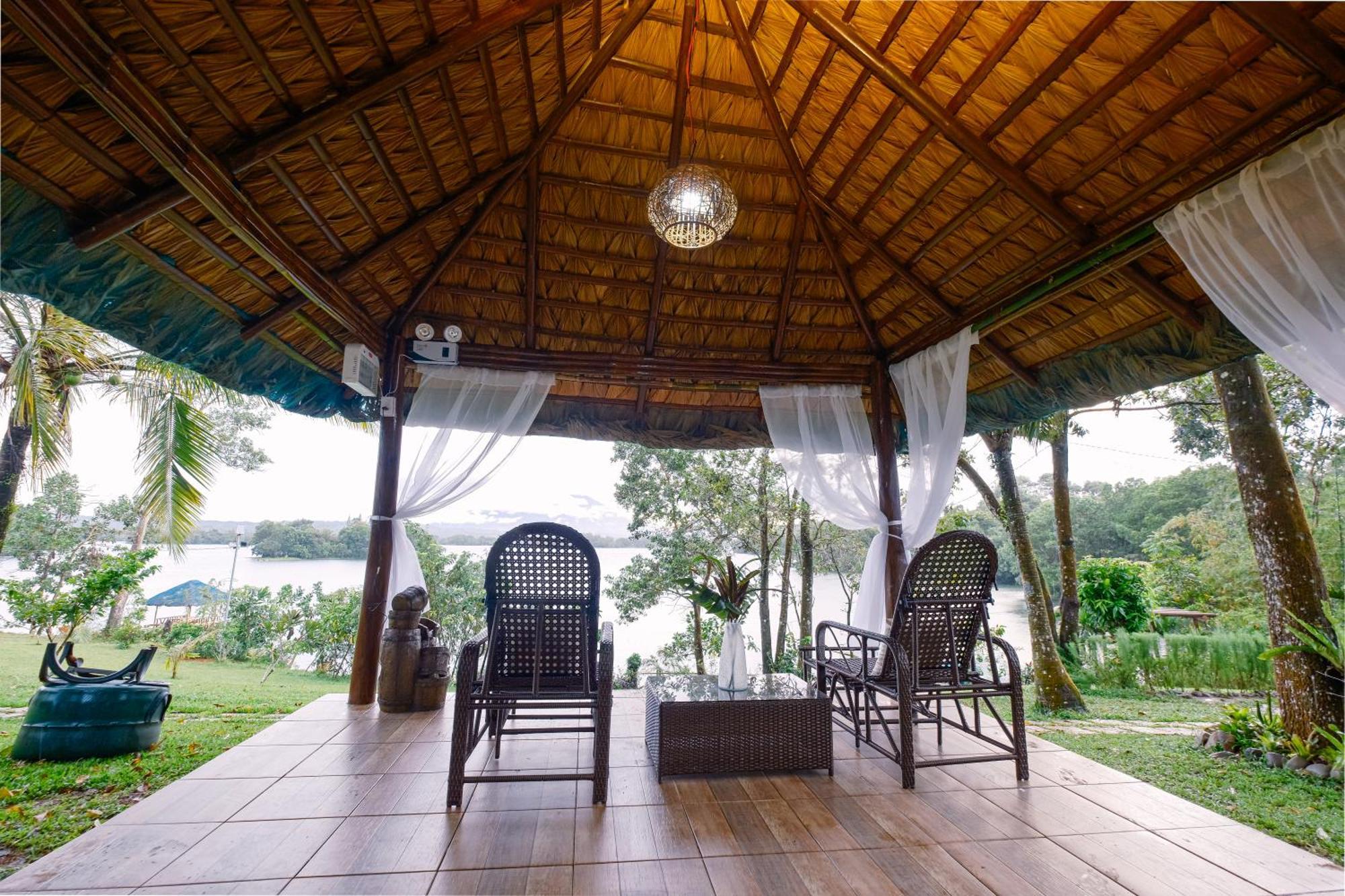 Almost Heaven Lake Resort By Cocotel Cavinti Esterno foto