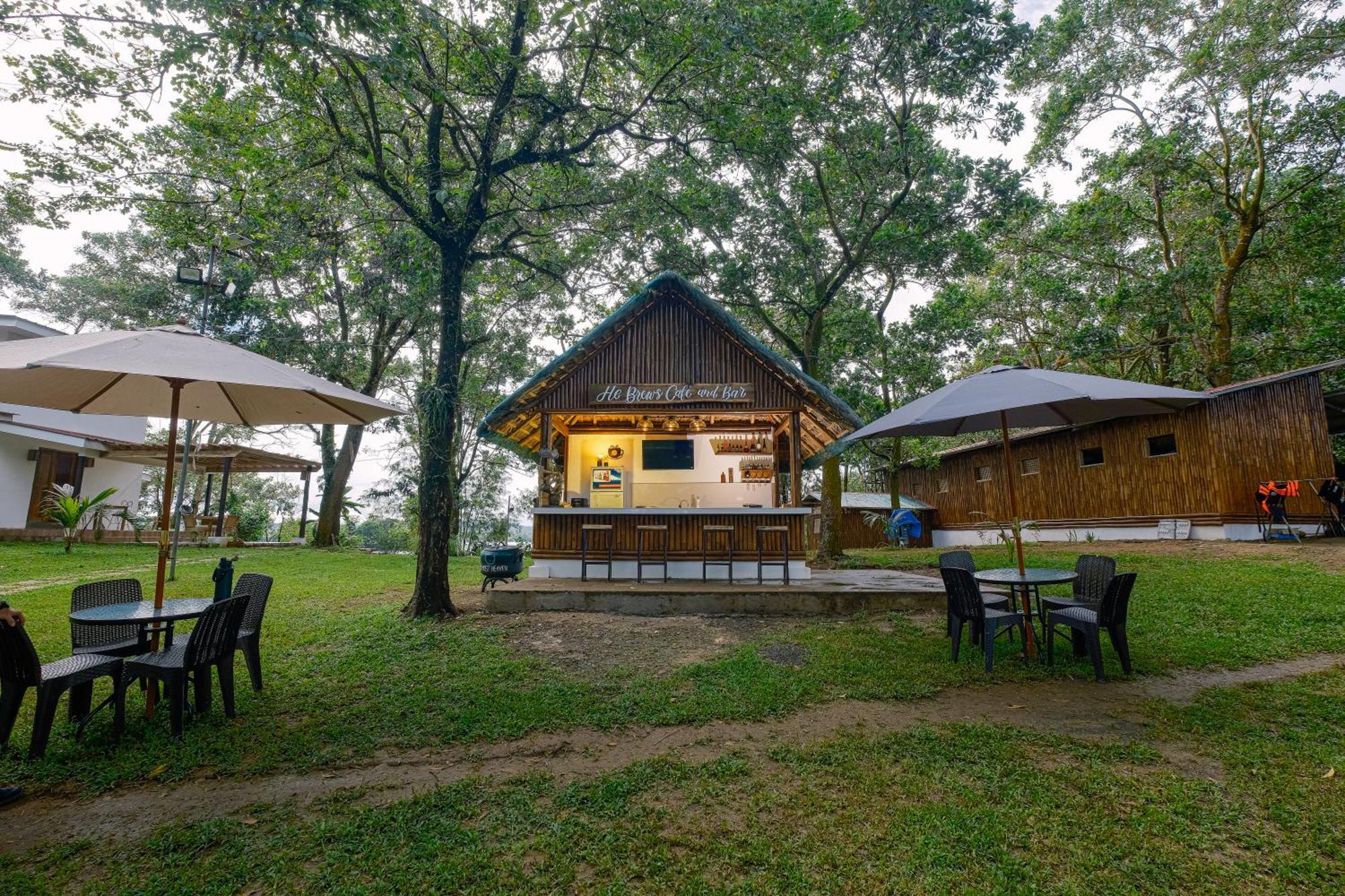 Almost Heaven Lake Resort By Cocotel Cavinti Esterno foto