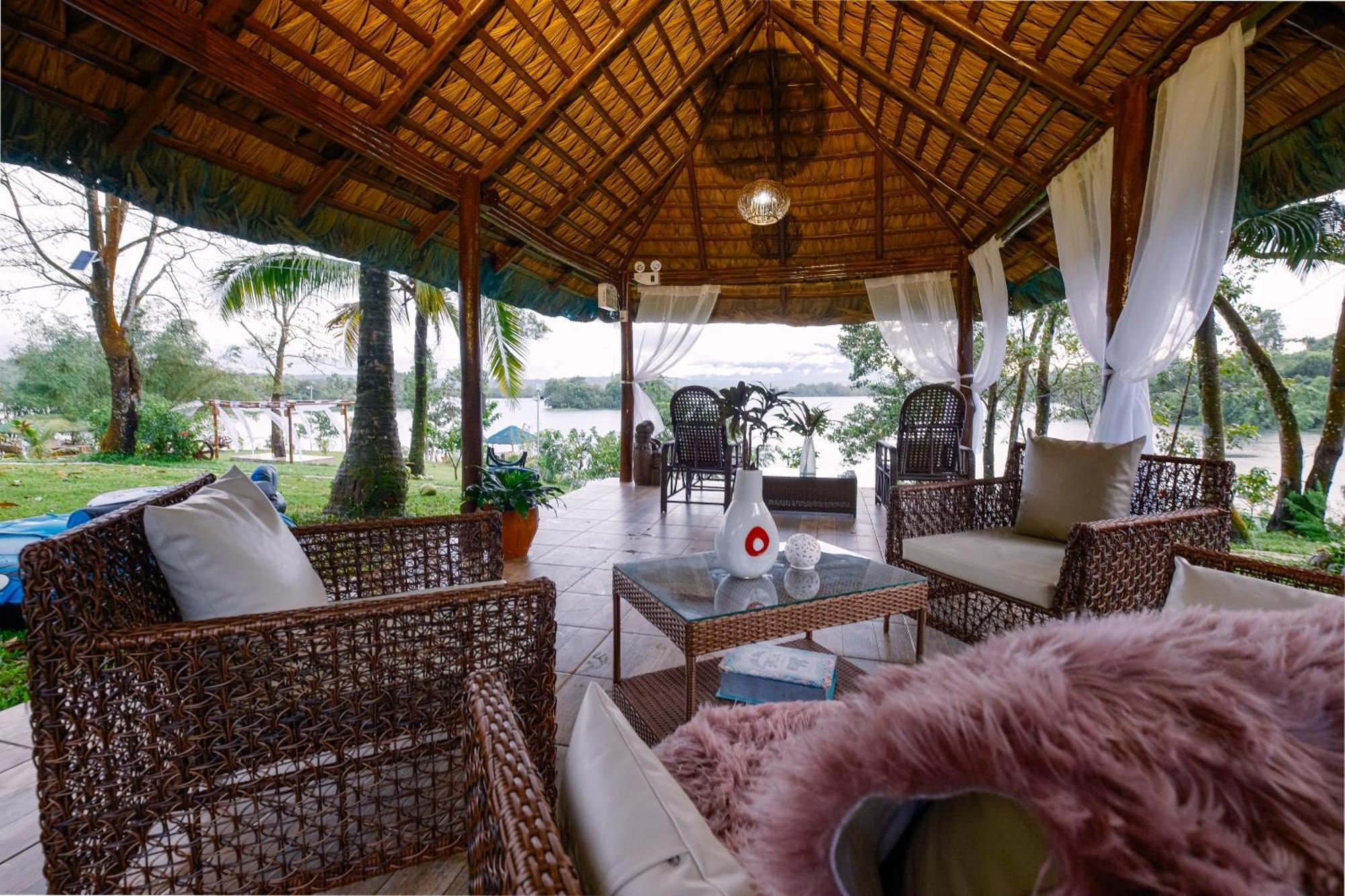 Almost Heaven Lake Resort By Cocotel Cavinti Esterno foto